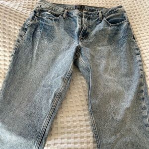 Abercrombie High Rise Mom Jeans 14r